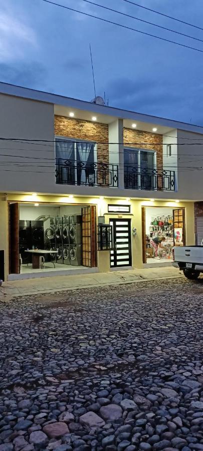 Departamentos Lizdian Apartment Talpa de Allende Exterior photo
